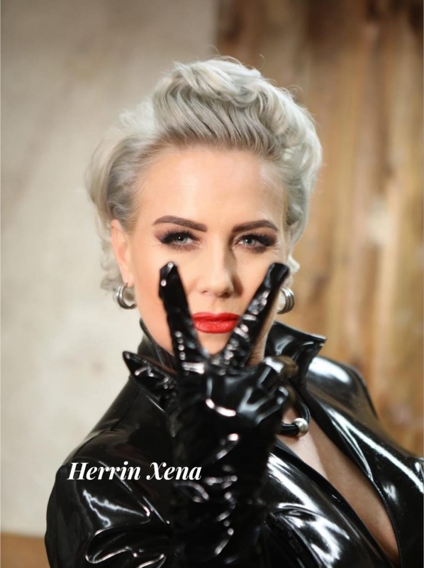 Herrin Xena Domina In München 8537